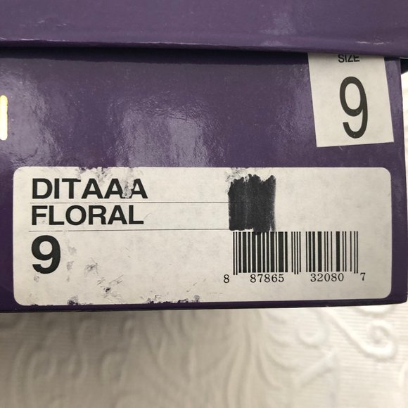 NEW Steve Madden "DITTAA" Floral Lace Stiletto Heels 9 Black Red Green Lolita - Picture 7 of 14